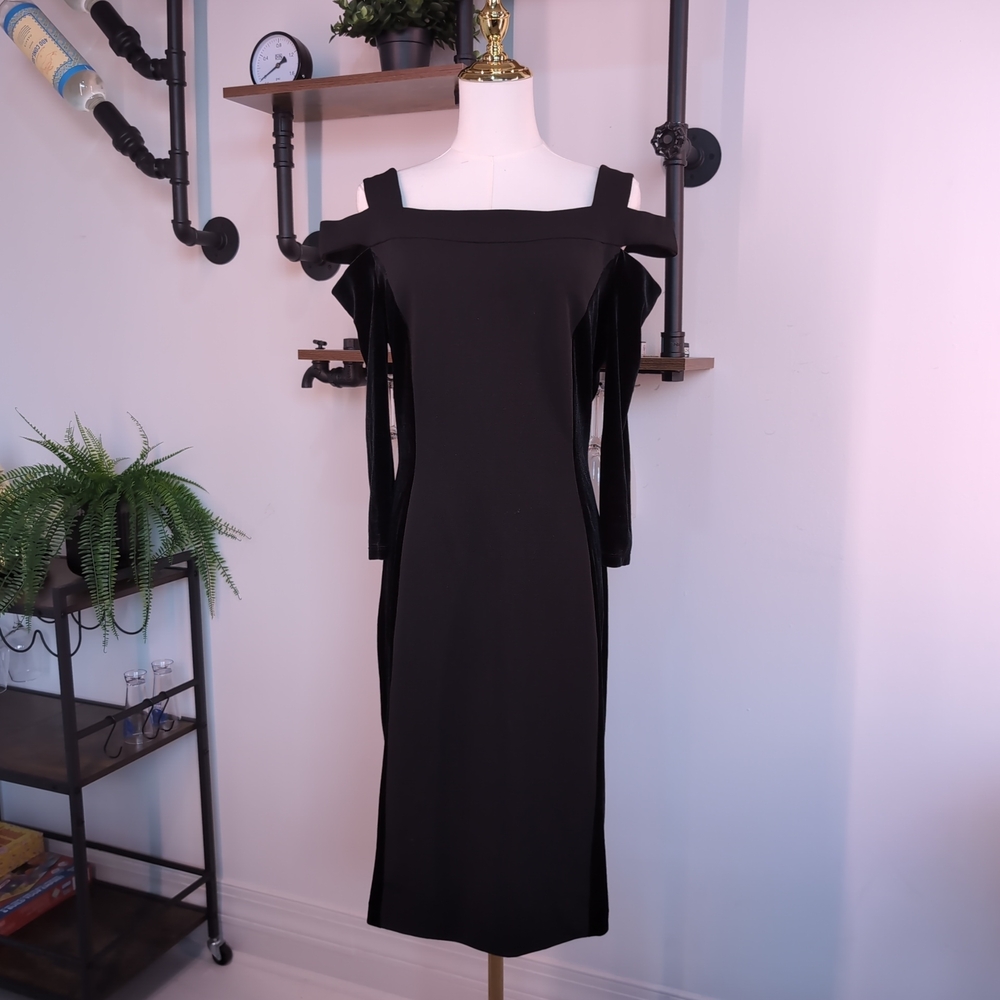 Sleek Calvin Klein Cold-Shoulder Sheath Dress in Black